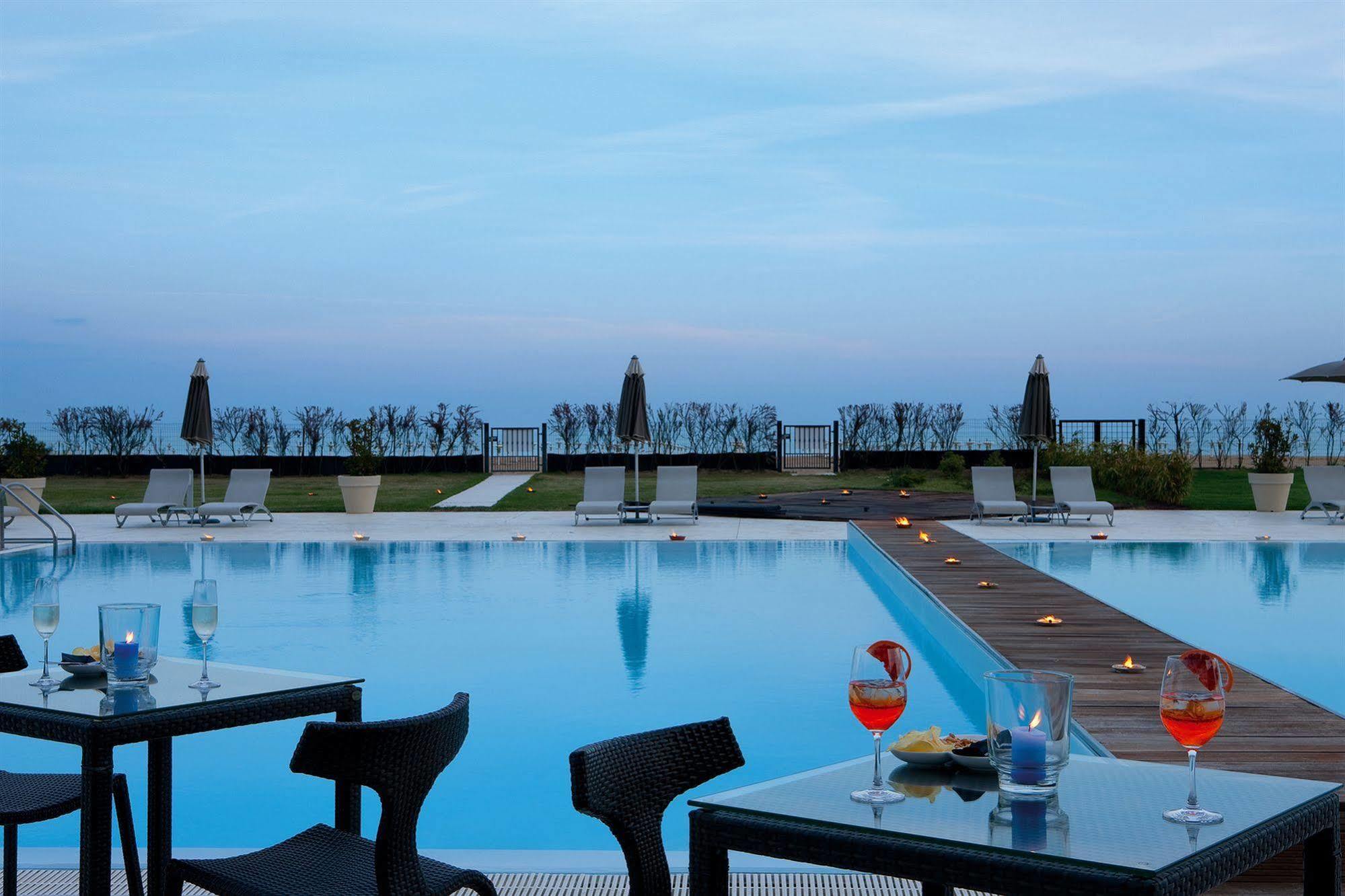 Adriatic Palace Hotel Lido di Jesolo Kültér fotó