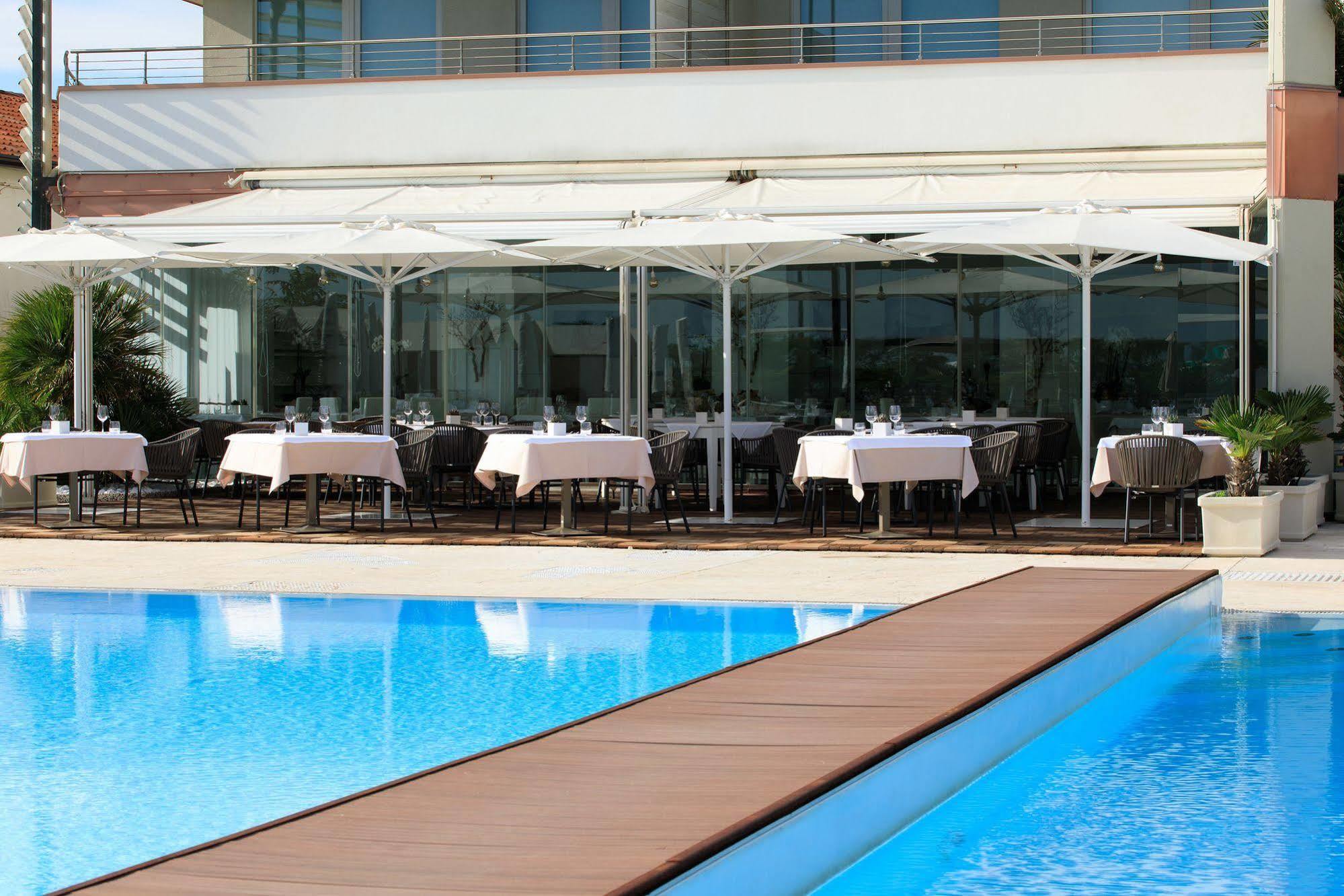 Adriatic Palace Hotel Lido di Jesolo Kültér fotó
